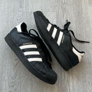 Adidas - Superstar Sneakers👟